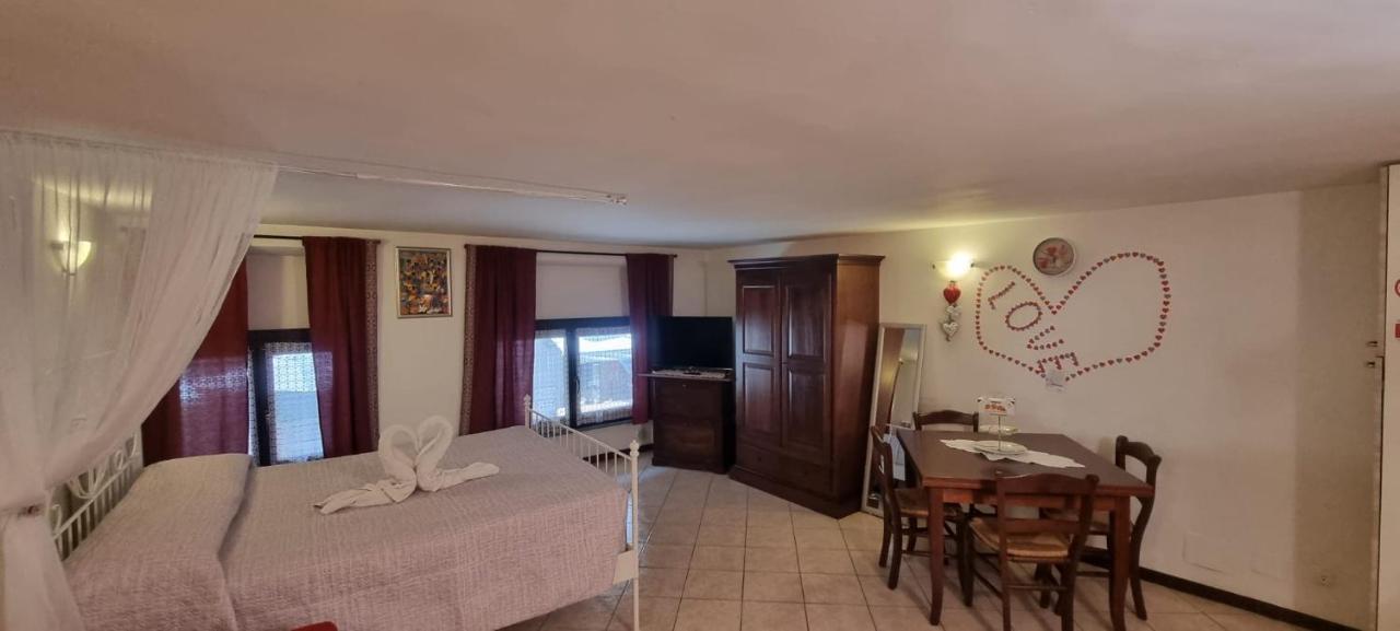Monolocale In Via Pedonale Apartment Сен Венсан Екстериор снимка